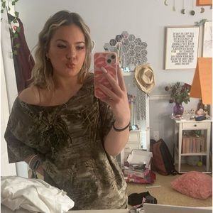 Meet your Posher, Cate